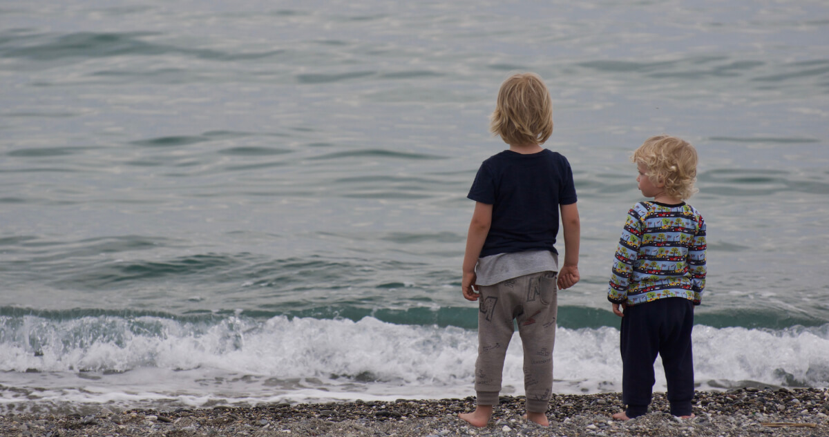 海辺の少年