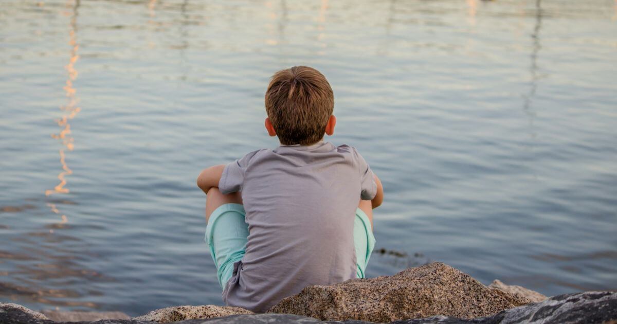 海辺の少年